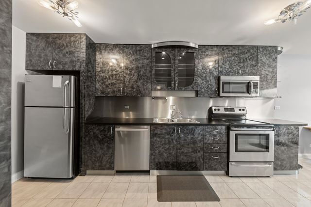 2600 Brookwood Way Drive 209, Rolling Meadows, IL 60008