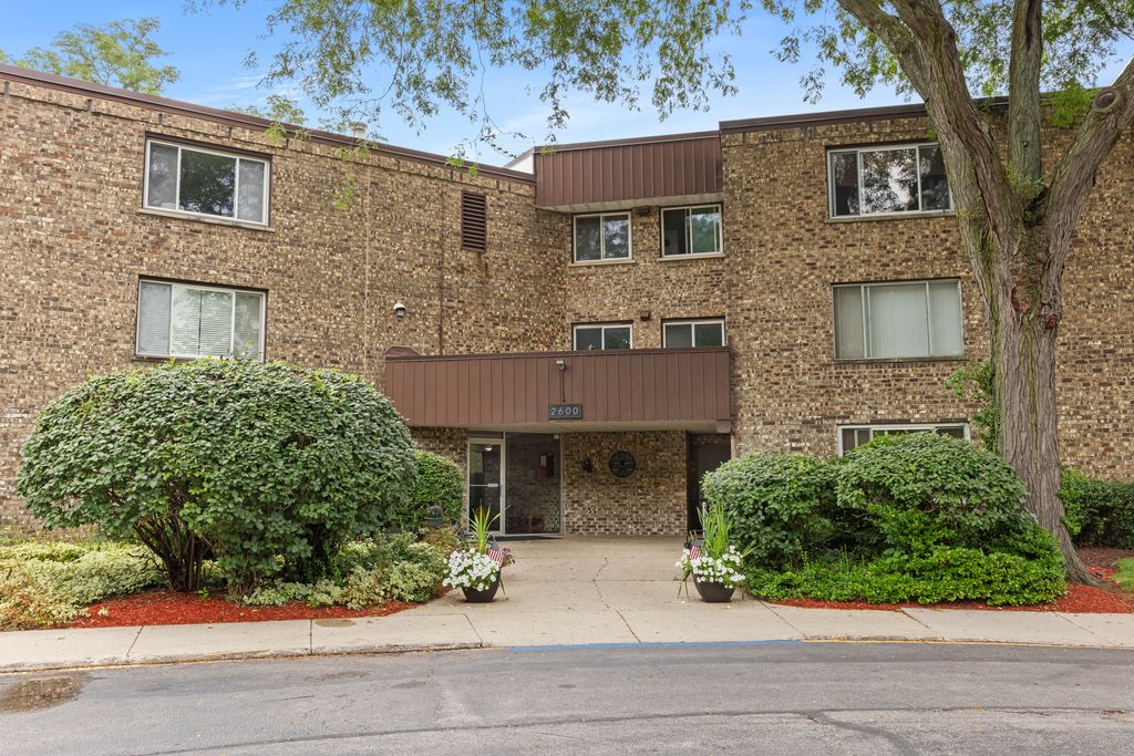 2600 Brookwood Way Drive 209, Rolling Meadows, IL 60008