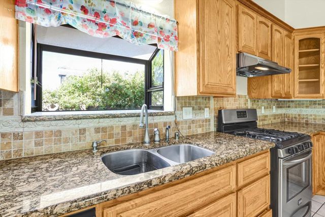 12582 Fern Avenue, Chino, CA 91710
