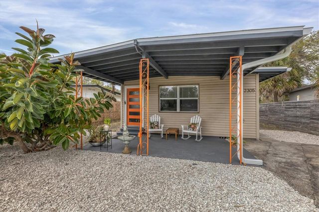 2305 NOVUS STREET, Sarasota, FL 34237