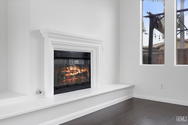 9302 Vistoso Way, Bakersfield, CA 93312