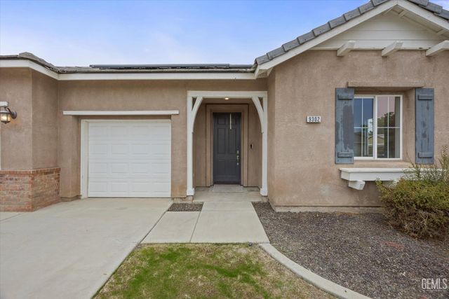9302 Vistoso Way, Bakersfield, CA 93312