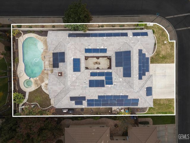 9302 Vistoso Way, Bakersfield, CA 93312