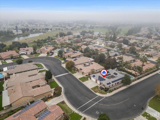 9302 Vistoso Way, Bakersfield, CA 93312