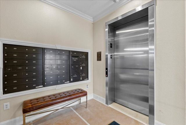 2120 Kipling Street 206, Houston, TX 77098