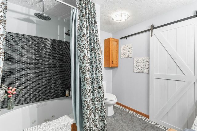 4326 Turner Ln, Salina, KS 67401