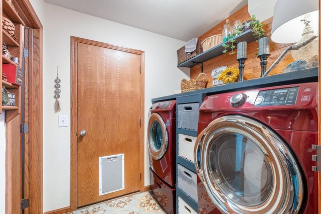 4326 Turner Ln, Salina, KS 67401