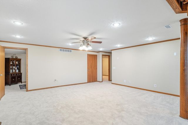 4326 Turner Ln, Salina, KS 67401