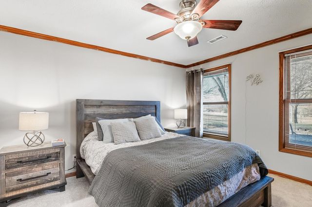 4326 Turner Ln, Salina, KS 67401