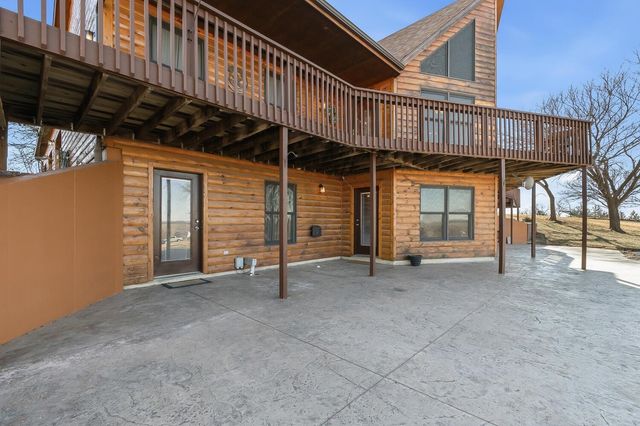 4326 Turner Ln, Salina, KS 67401