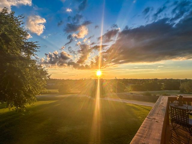 4326 Turner Ln, Salina, KS 67401