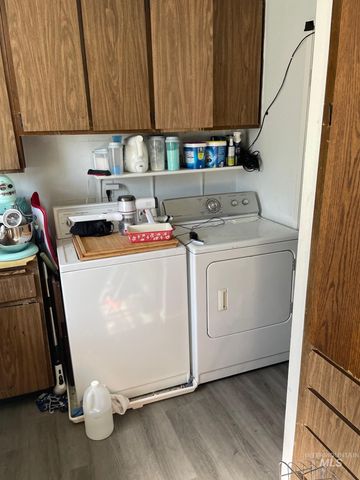 1515 W Maple Ave., Meridian, ID 83642