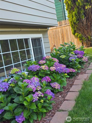 29317 44th Place S, Auburn, WA 98001