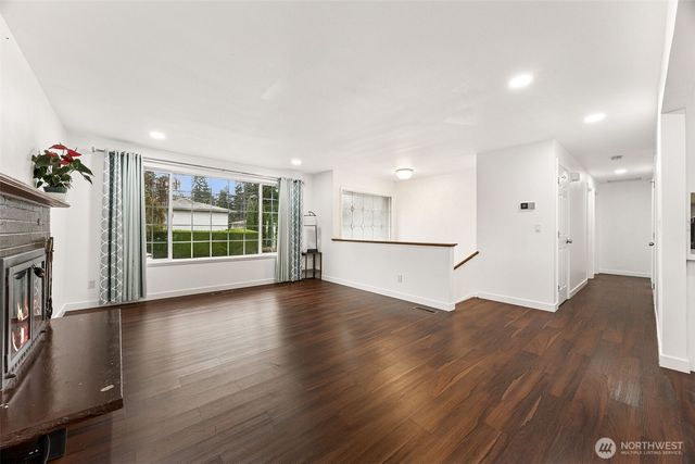 29317 44th Place S, Auburn, WA 98001