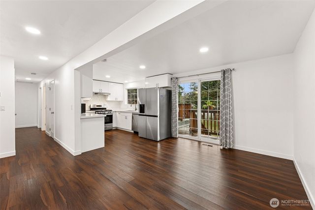 29317 44th Place S, Auburn, WA 98001