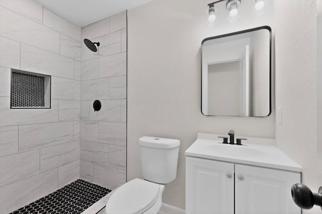 11505 Oak Tree Road, Balch Springs, TX 75180