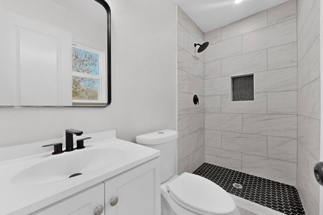 11505 Oak Tree Road, Balch Springs, TX 75180