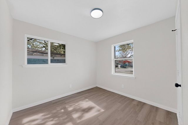 11505 Oak Tree Road, Balch Springs, TX 75180