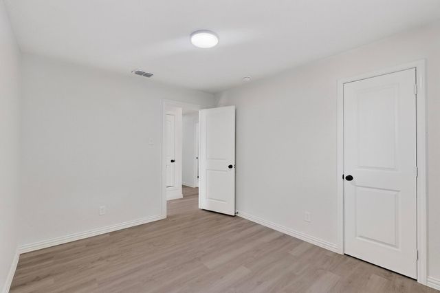 11505 Oak Tree Road, Balch Springs, TX 75180