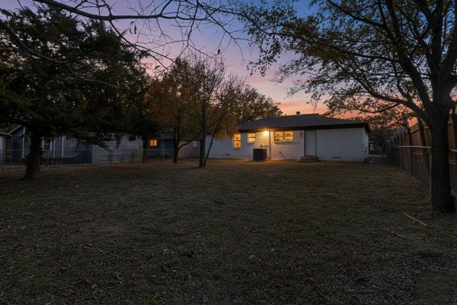 11505 Oak Tree Road, Balch Springs, TX 75180