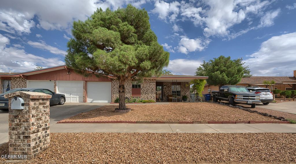 1844 Jack Nicklaus Drive, El Paso, TX 79935