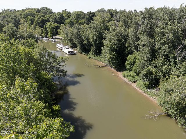 6497 Marina Dr, Prospect, KY 40059