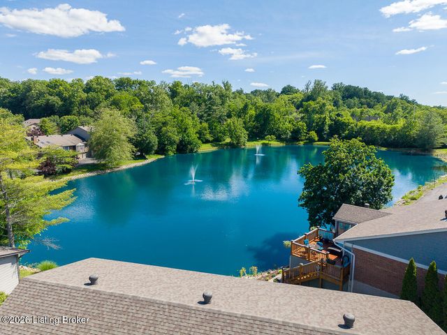 6497 Marina Dr, Prospect, KY 40059