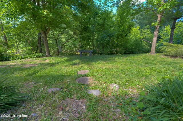 6497 Marina Dr, Prospect, KY 40059