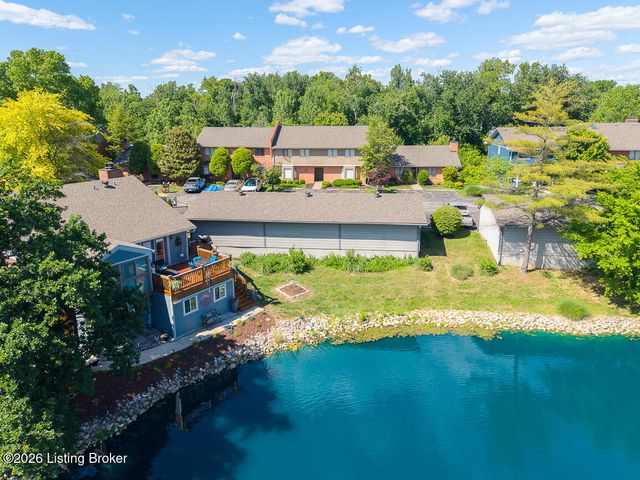 6497 Marina Dr, Prospect, KY 40059
