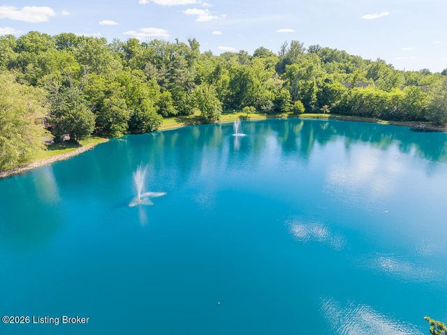 6497 Marina Dr, Prospect, KY 40059