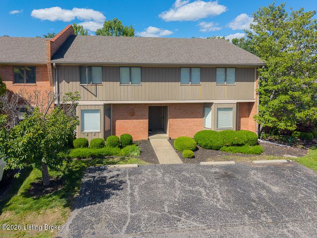 6497 Marina Dr, Prospect, KY 40059