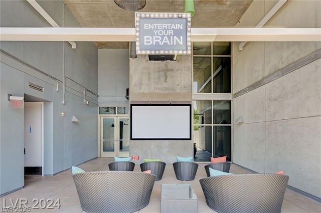 353 East Bonneville Avenue 511, Las Vegas, NV 89101