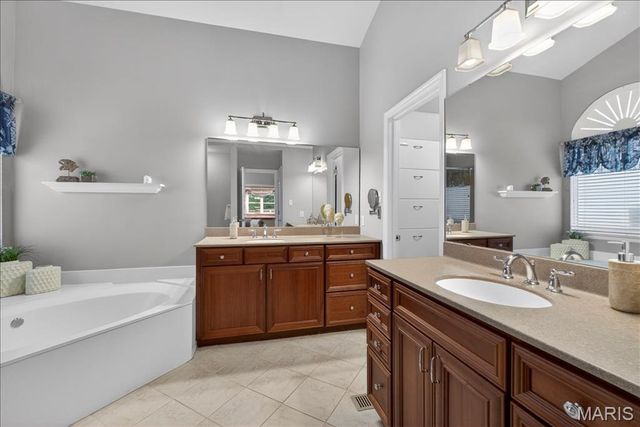 745 Charleston Oaks Drive, Ballwin, MO 63021