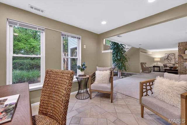 745 Charleston Oaks Drive, Ballwin, MO 63021