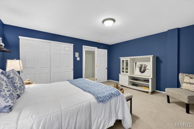 745 Charleston Oaks Drive, Ballwin, MO 63021