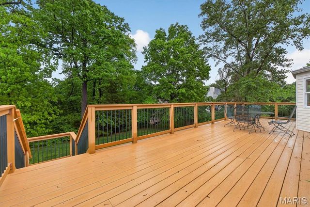 745 Charleston Oaks Drive, Ballwin, MO 63021