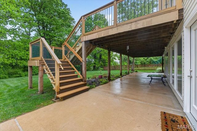 745 Charleston Oaks Drive, Ballwin, MO 63021