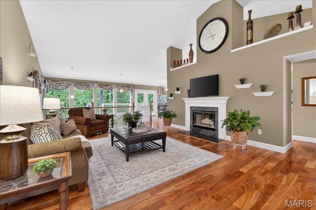 745 Charleston Oaks Drive, Ballwin, MO 63021