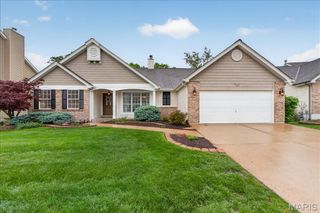 745 Charleston Oaks Drive, Ballwin, MO 63021