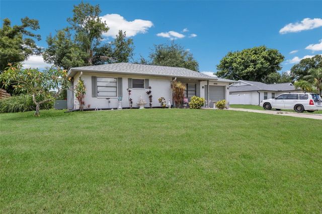 5202 FOXCROFT COURT, Sarasota, FL 34232