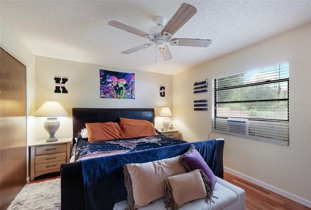 5202 FOXCROFT COURT, Sarasota, FL 34232