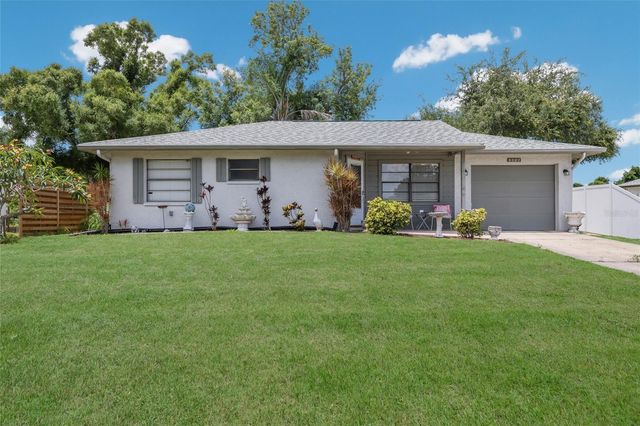 5202 FOXCROFT COURT, Sarasota, FL 34232