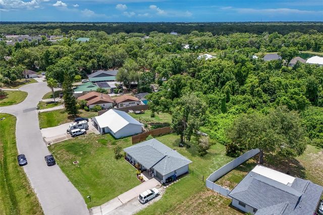 5202 FOXCROFT COURT, Sarasota, FL 34232