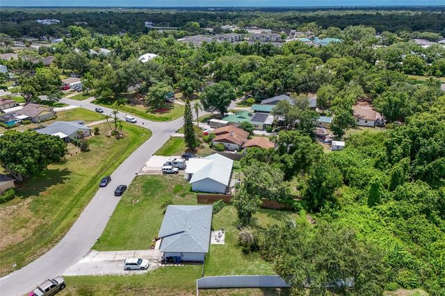 5202 FOXCROFT COURT, Sarasota, FL 34232