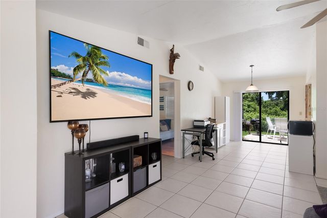 5202 FOXCROFT COURT, Sarasota, FL 34232