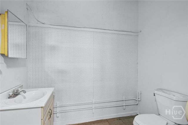 2203 Skidaway Road, Savannah, GA 31404