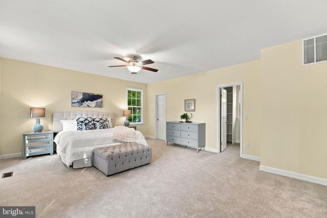 28 CATHEDRAL LN, Stafford, VA 22554
