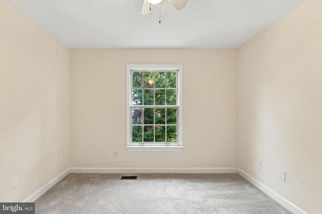 28 CATHEDRAL LN, Stafford, VA 22554