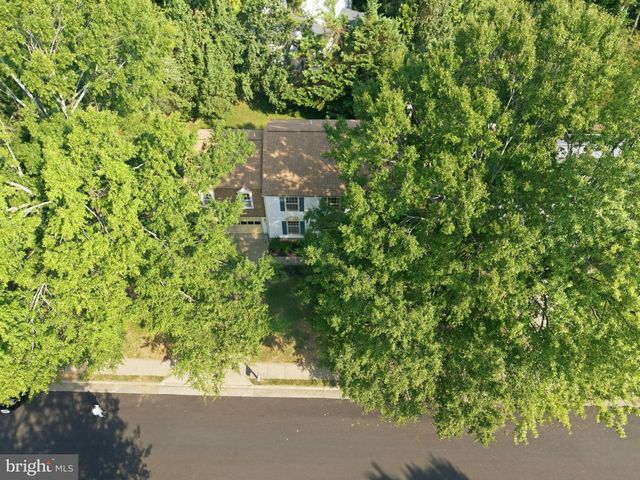 28 CATHEDRAL LN, Stafford, VA 22554