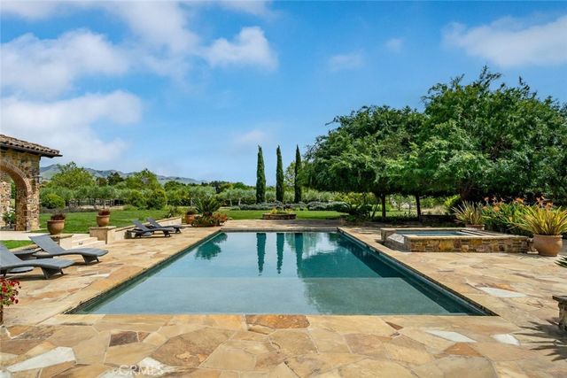 6520 Mira Cielo, San Luis Obispo, CA 93401